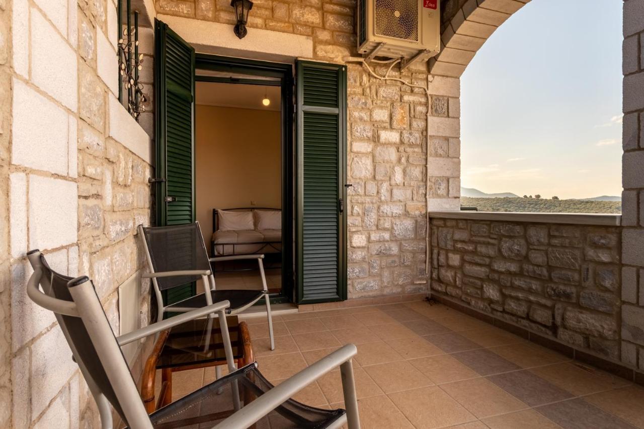 Papadeas Villas Megali Mantineia Dış mekan fotoğraf